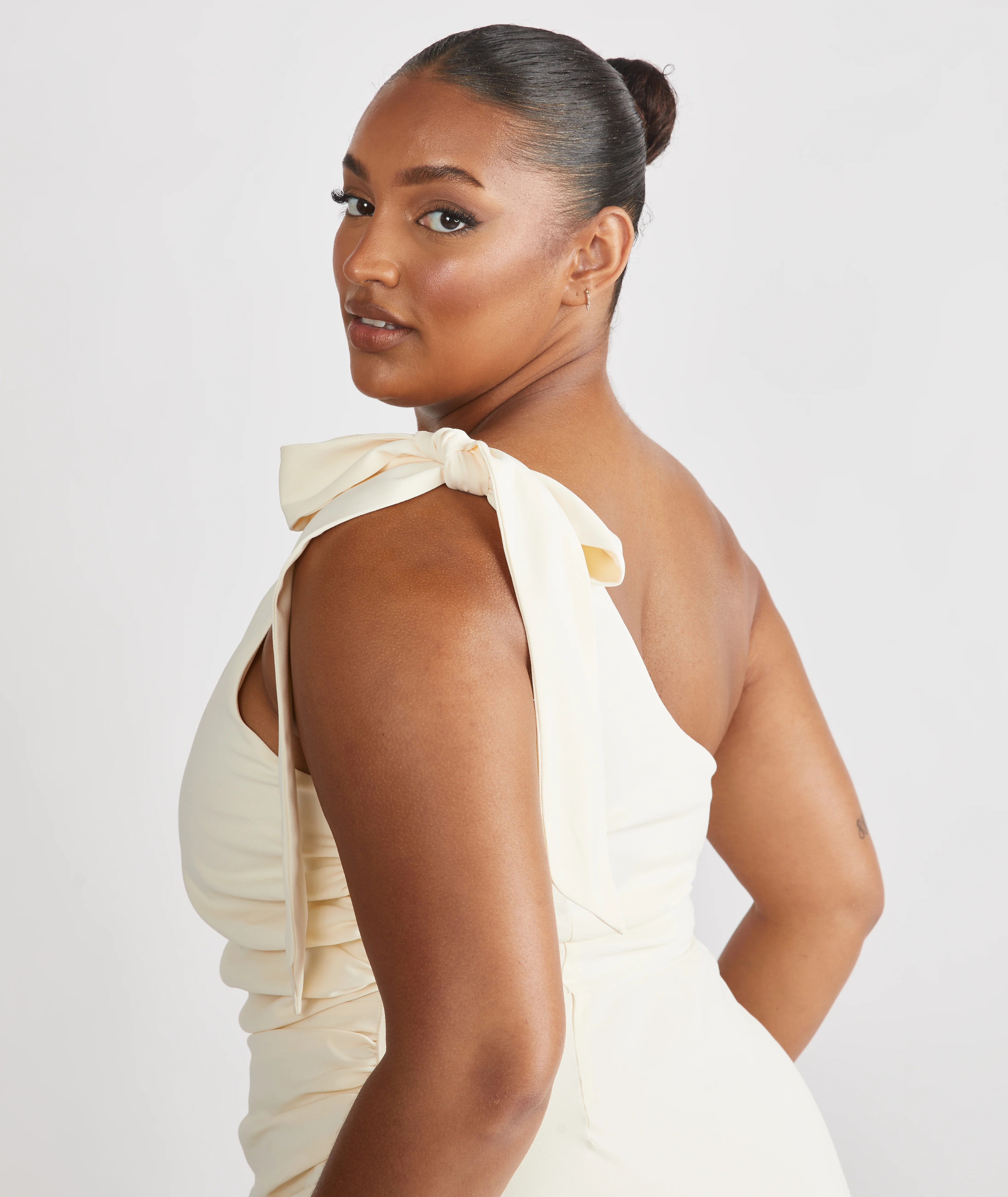 Bow One Shoulder Crepe Bridesmaid Dress - Almond - Image 3