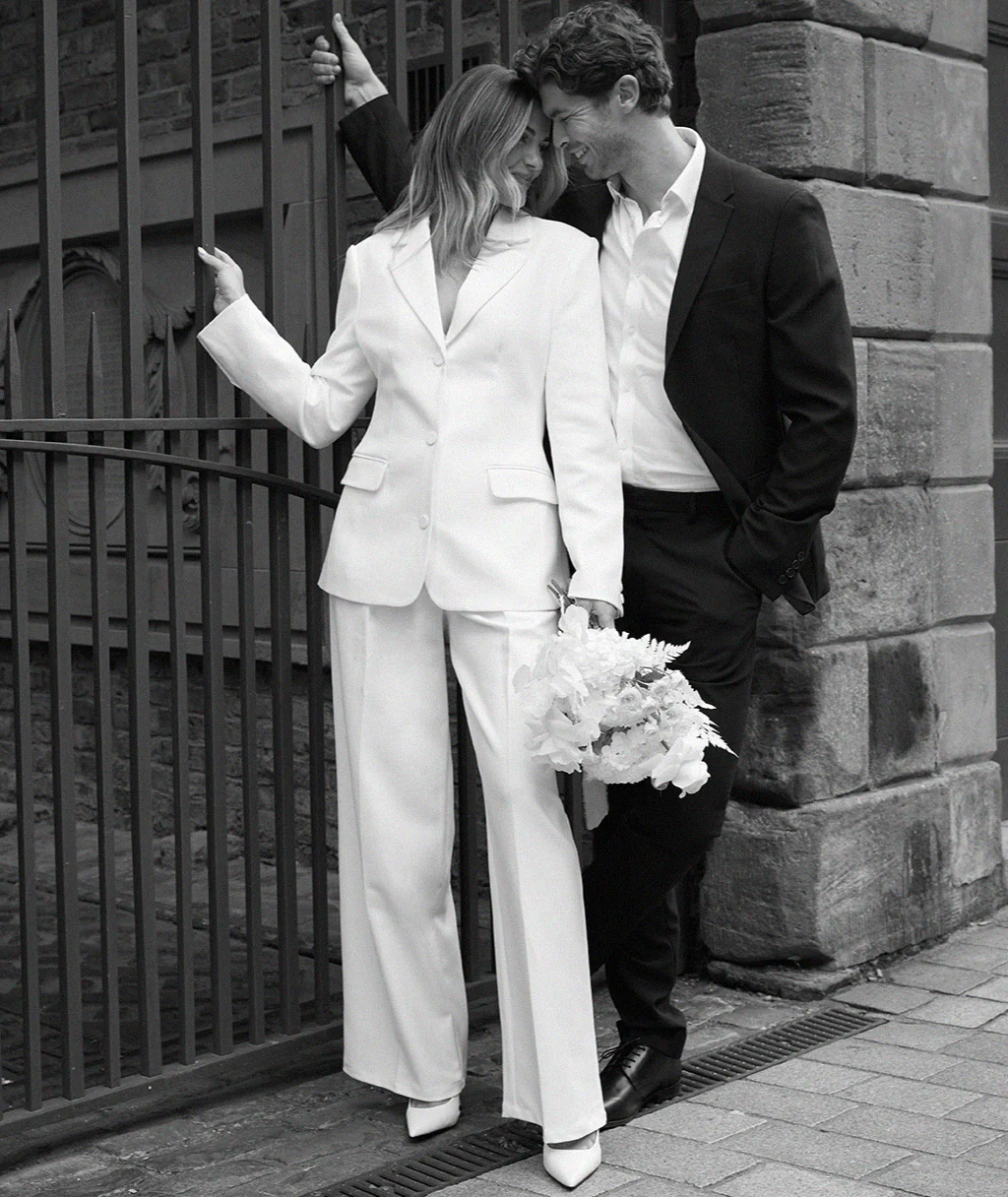 Pleated Wide Leg Pants - Off White - Image 4